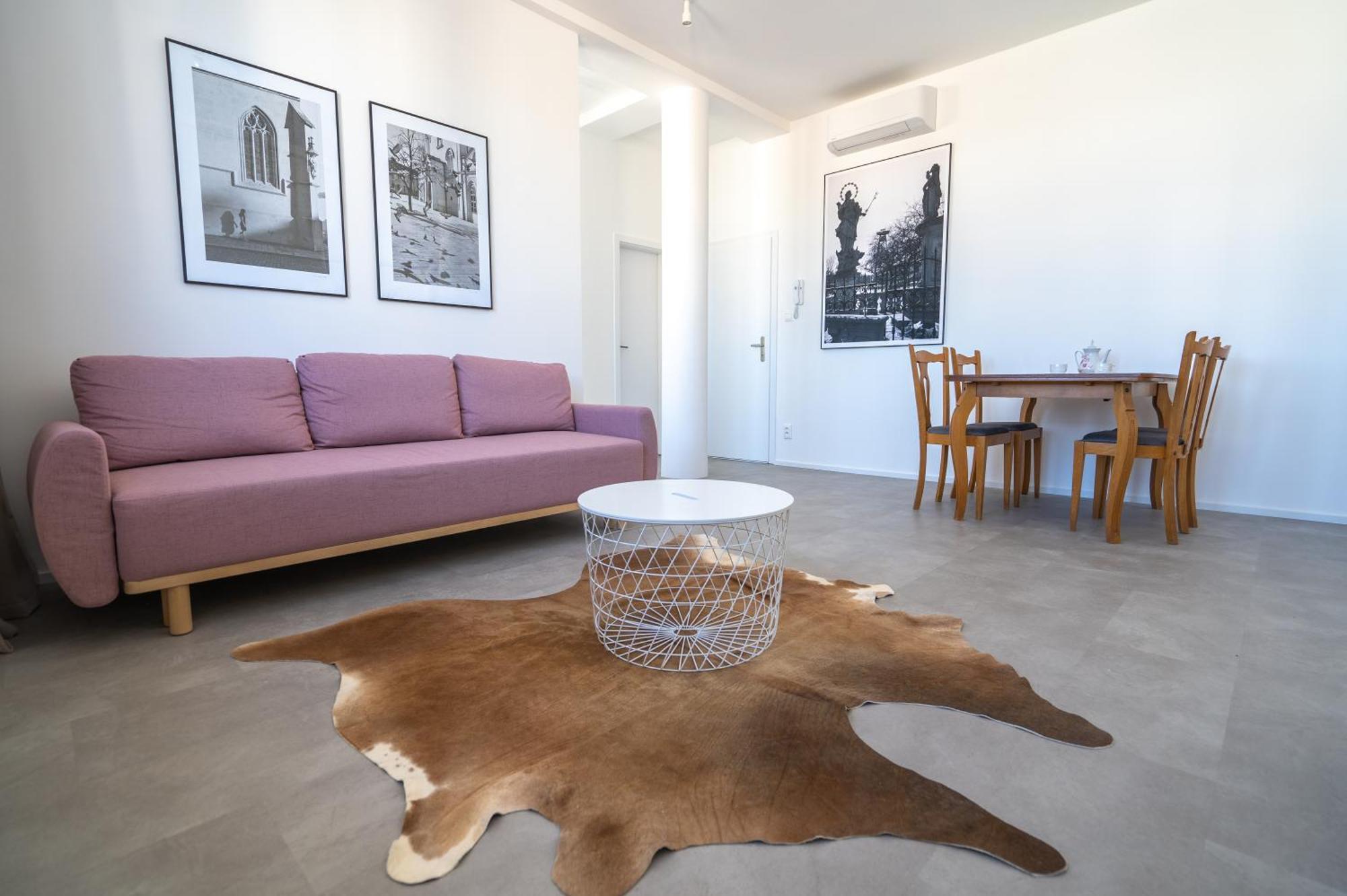 Old Town Apartment Black 브라티슬라바 외부 사진