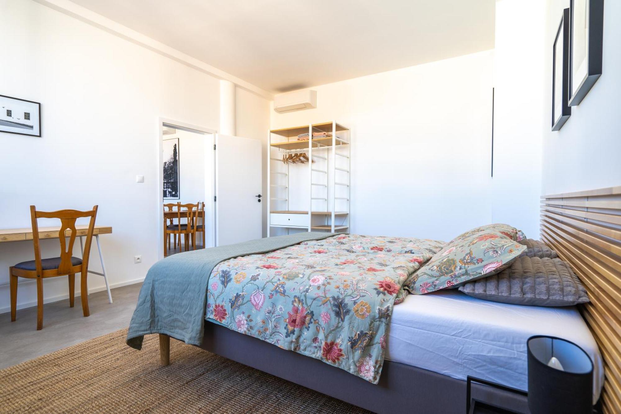 Old Town Apartment Black 브라티슬라바 외부 사진